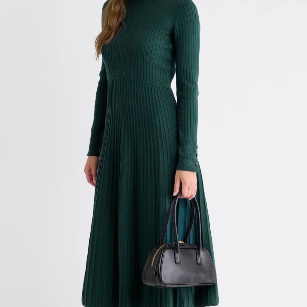 RW&CO. Deep Green Ribbed Midi sweater dress